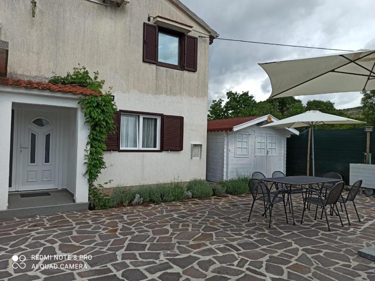 Apartment Snjezana Марина Экстерьер фото